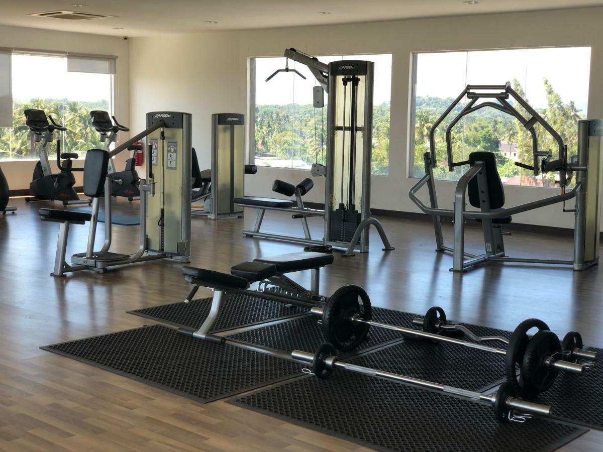 Swiss Garden Residence Pool Sea View Beach Resort Luxury Apartment & Family Suite קואנטאן מראה חיצוני תמונה